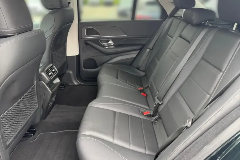 Mercedes-Benz GLE 300 din 2024 cu 11.970 km - oferta MER149075 - foto 12