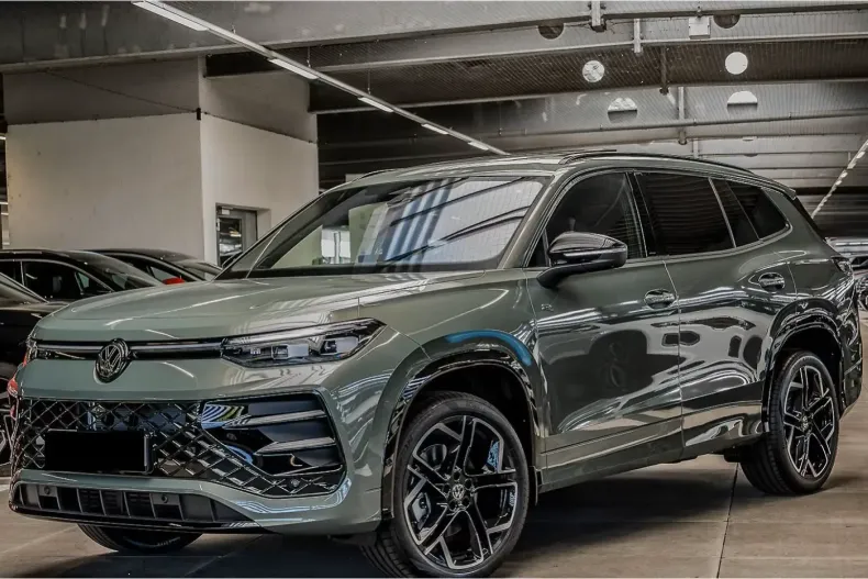 Volkswagen Tayron din 2025 cu 1.501 km - oferta VOL149077 - foto 1