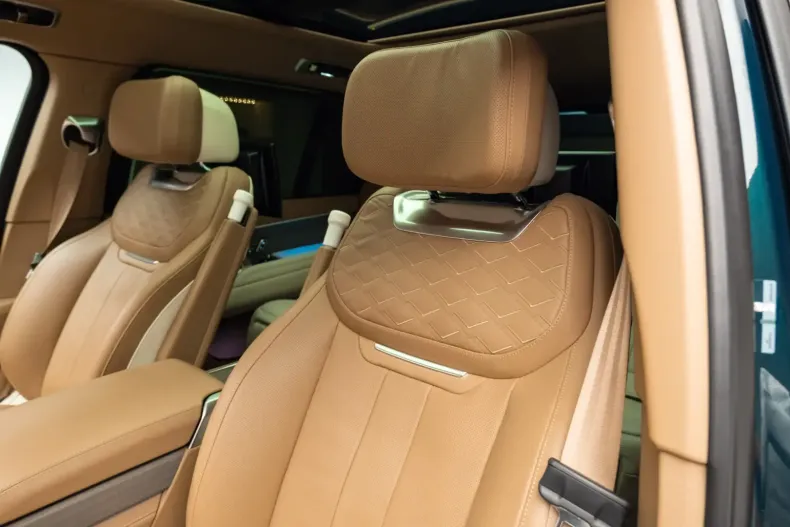 Land Rover Range Rover din 2023 cu 26.000 km - oferta LAN149084 - foto 6