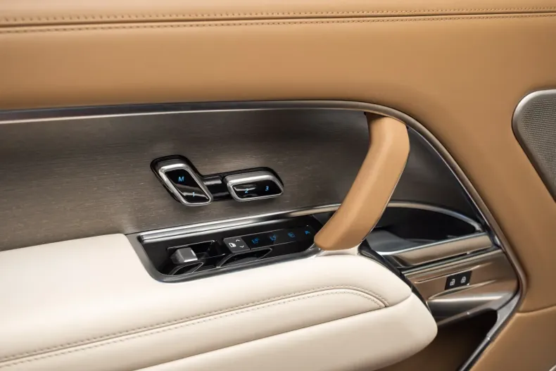 Land Rover Range Rover din 2023 cu 26.000 km - oferta LAN149084 - foto 17