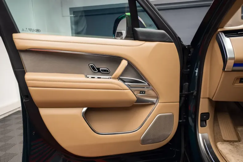 Land Rover Range Rover din 2023 cu 26.000 km - oferta LAN149084 - foto 27