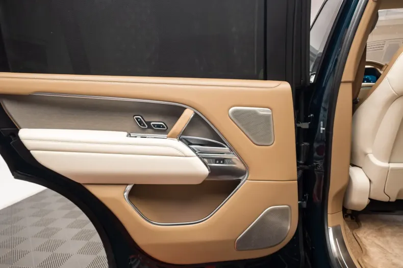 Land Rover Range Rover din 2023 cu 26.000 km - oferta LAN149084 - foto 31