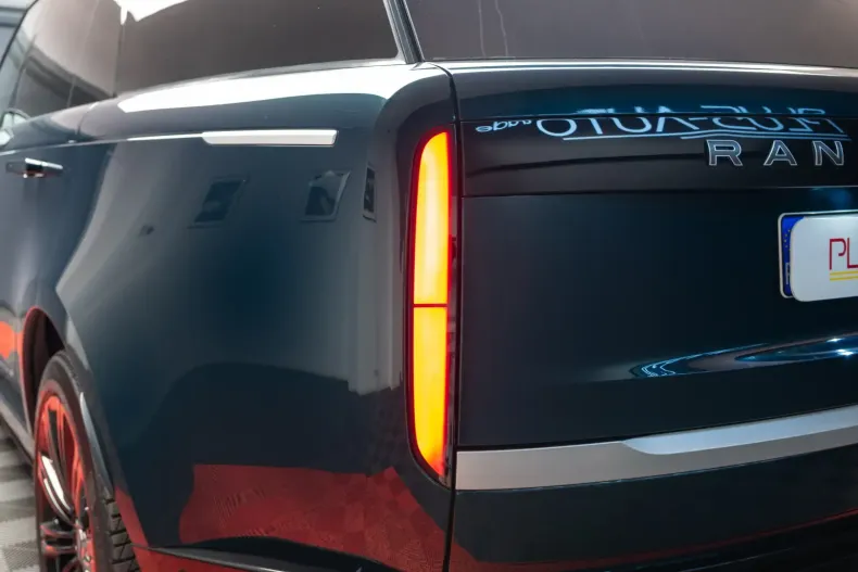 Land Rover Range Rover din 2023 cu 26.000 km - oferta LAN149084 - foto 40