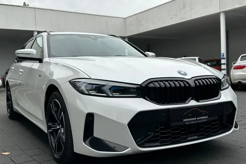 BMW 330 din 2023 cu 43.675 km - oferta BMW149086 - foto 2