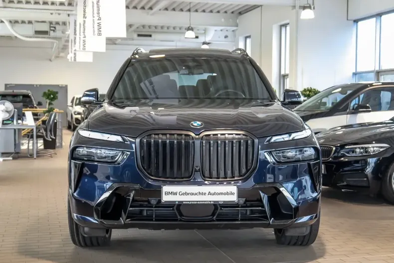 BMW X7 din 2023 cu 46.300 km - oferta BMW149095 - foto 1