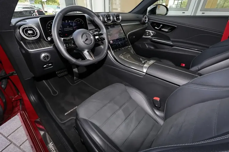 Mercedes-Benz CLE 200 din 2024 cu 10.780 km - oferta MER149097 - foto 9