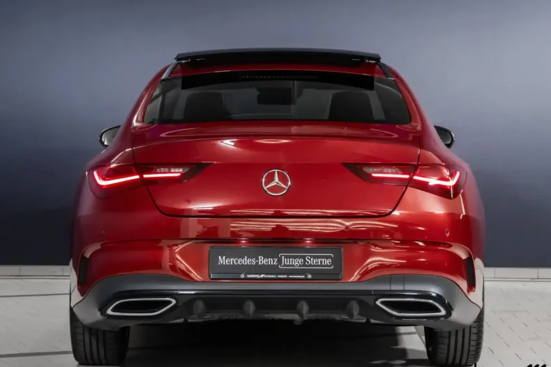 Mercedes-Benz CLA 200 din 2024 cu 19.284 km - oferta MER149098 - foto 6