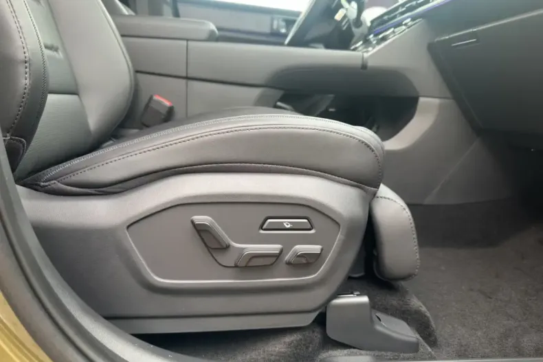 Hyundai SANTA FE din 2025 cu 5 km - oferta HYU149100 - foto 18