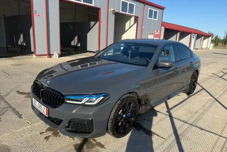 BMW 545 din 2022 cu 69.500 km - oferta BMW149101 - foto 2