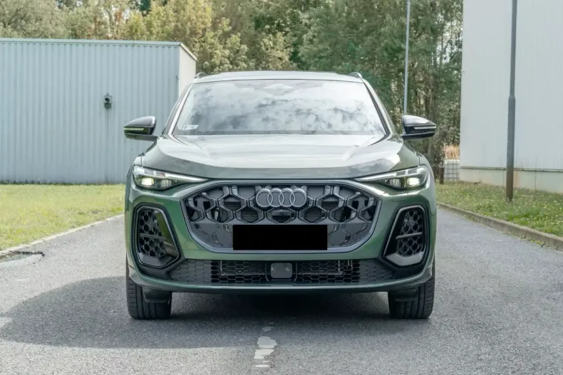 Audi Q5 din 2025 cu 9.900 km - oferta AUD149103 - foto 4