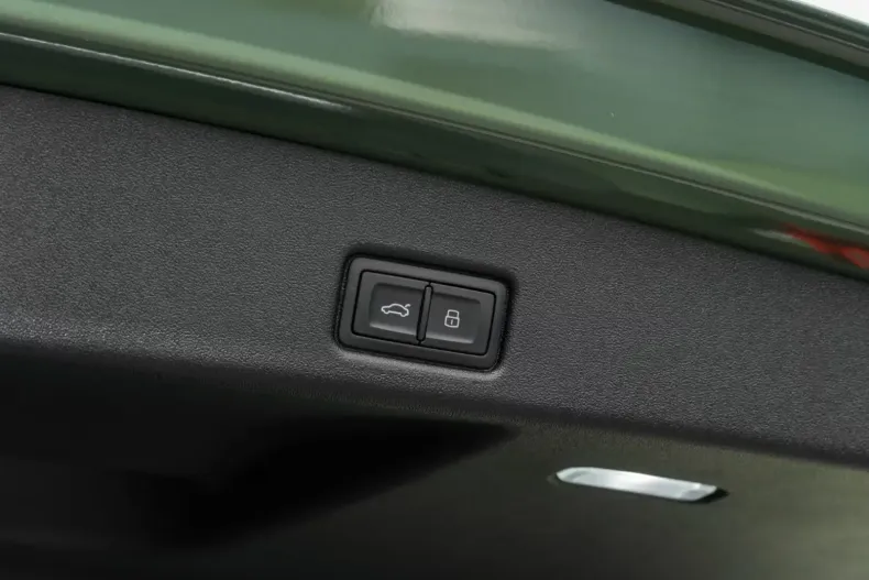 Audi Q5 din 2025 cu 9.900 km - oferta AUD149103 - foto 16