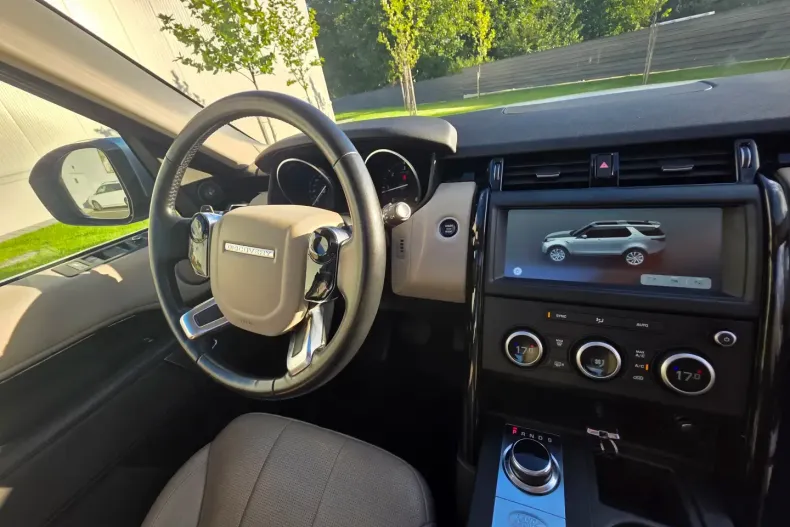 Land Rover Discovery din 2020 cu 105.500 km - oferta LAN149104 - foto 10