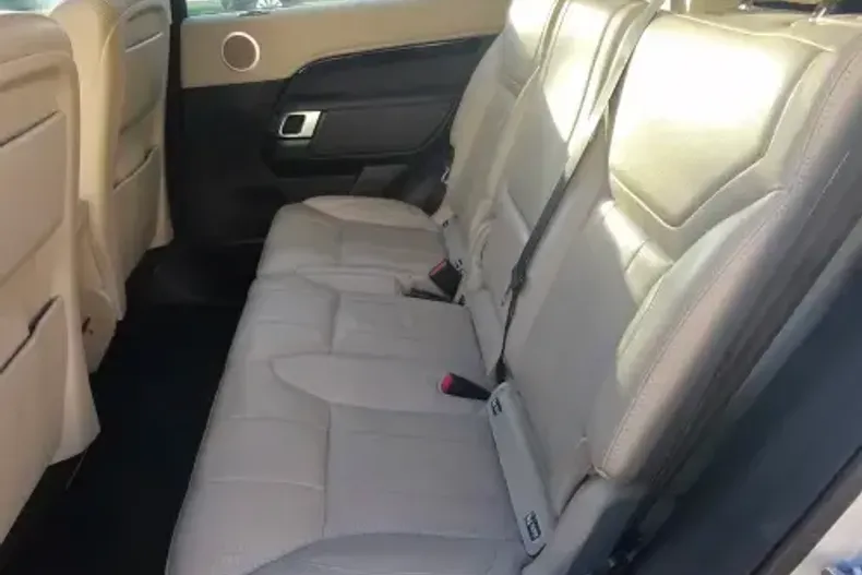 Land Rover Discovery din 2020 cu 105.500 km - oferta LAN149104 - foto 23