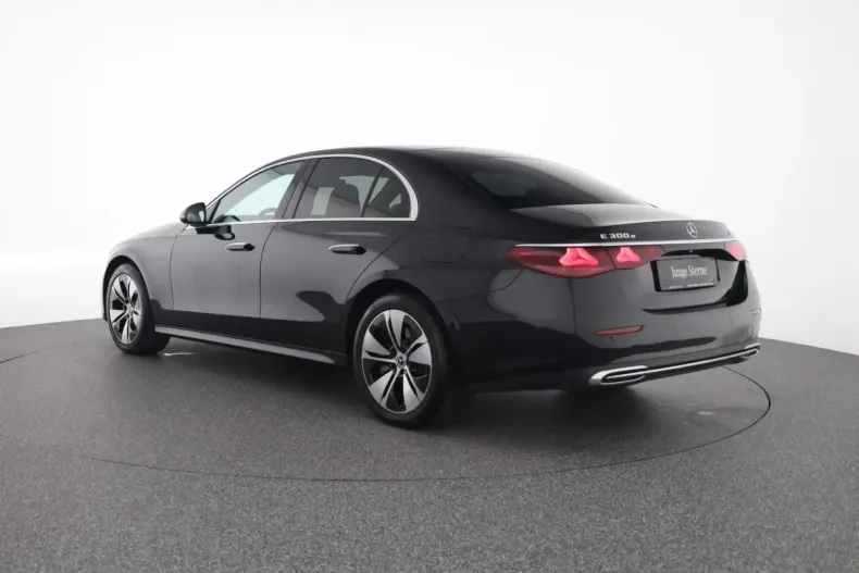 Mercedes-Benz E 300 din 2024 cu 31.000 km - oferta MER149107 - foto 5