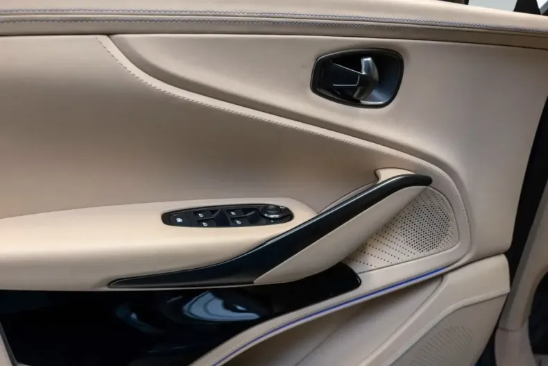 Aston Martin DBX din 2024 cu 9.200 km - oferta AST149110 - foto 16