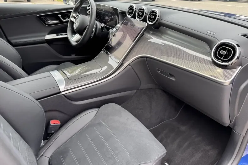 Mercedes-Benz GLC 200 din 2023 cu 16.900 km - oferta MER149112 - foto 11