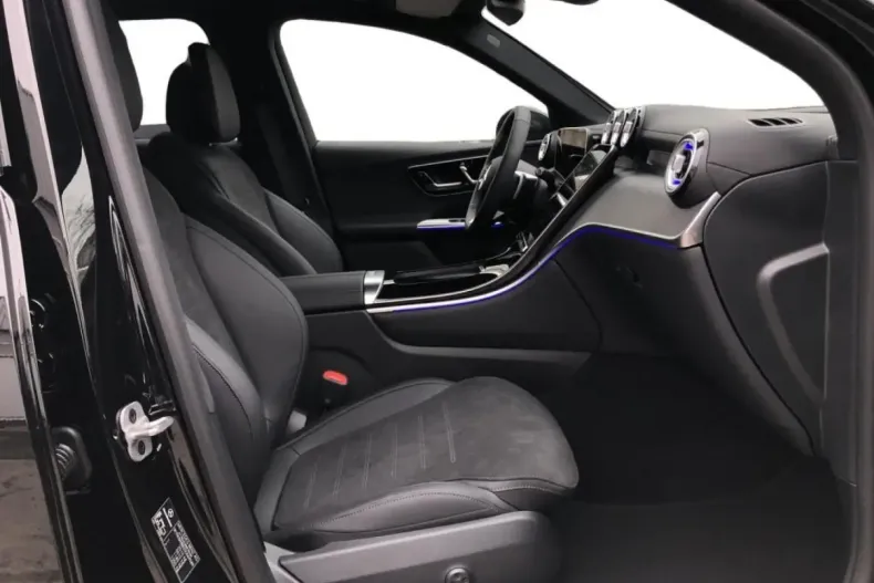 Mercedes-Benz GLC 200 din 2024 cu 16.648 km - oferta MER149115 - foto 3