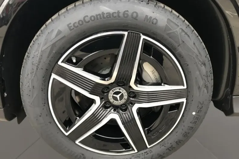 Mercedes-Benz GLC 200 din 2024 cu 16.648 km - oferta MER149115 - foto 8