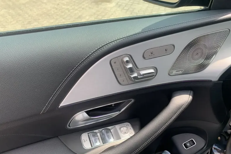 Mercedes-Benz GLE 350 din 2024 cu 33.778 km - oferta MER149117 - foto 11