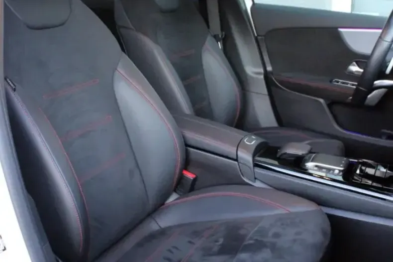 Mercedes-Benz A 250 din 2022 cu 39.113 km - oferta MER149120 - foto 24