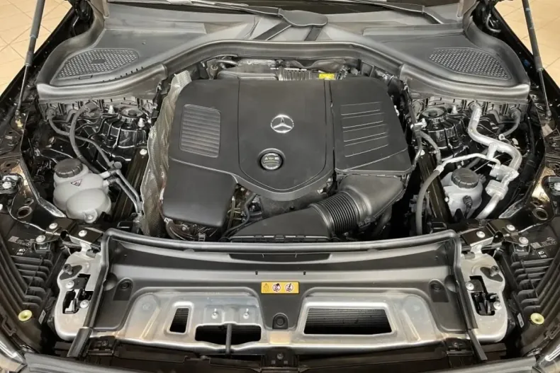 Mercedes-Benz GLC 300 din 2022 cu 22.603 km - oferta MER149125 - foto 7