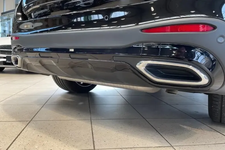 Mercedes-Benz GLC 300 din 2022 cu 22.603 km - oferta MER149125 - foto 13