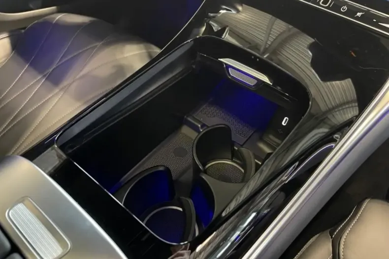 Mercedes-Benz GLC 300 din 2022 cu 22.603 km - oferta MER149125 - foto 21