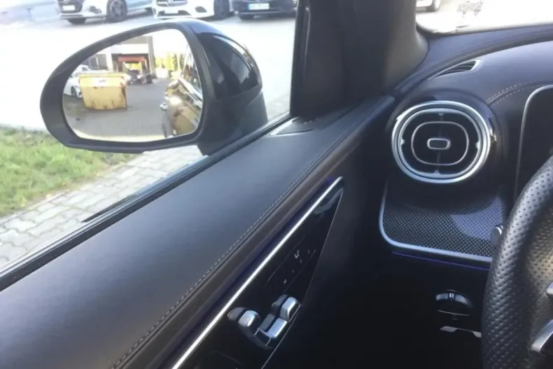 Mercedes-Benz GLC 200 din 2023 cu 58.400 km - oferta MER149132 - foto 12