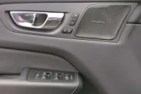 Volvo XC60 din 2021 cu 53.800 km - oferta VOL149143 - foto 21