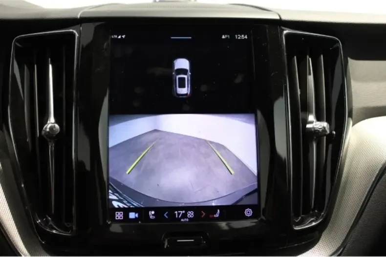 Volvo XC60 din 2022 cu 63.000 km - oferta VOL149145 - foto 11