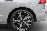 Volvo XC60 din 2021 cu 19.300 km - oferta VOL149146 - foto 8