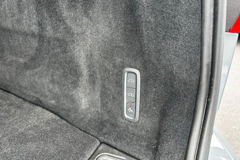 Volvo XC60 din 2022 cu 62.500 km - oferta VOL149148 - foto 10