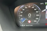 Volvo XC60 din 2021 cu 48.750 km - oferta VOL149149 - foto 11