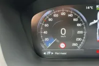 Volvo XC60 din 2021 cu 48.750 km - oferta VOL149149 - foto 12