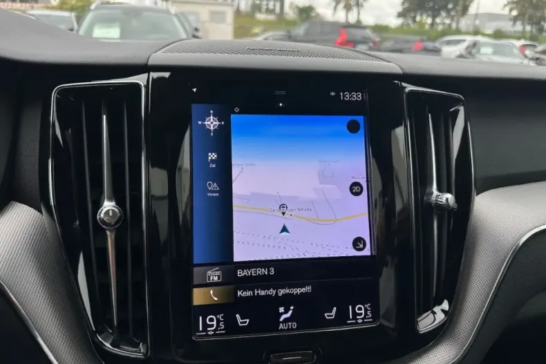 Volvo XC60 din 2021 cu 48.750 km - oferta VOL149149 - foto 13