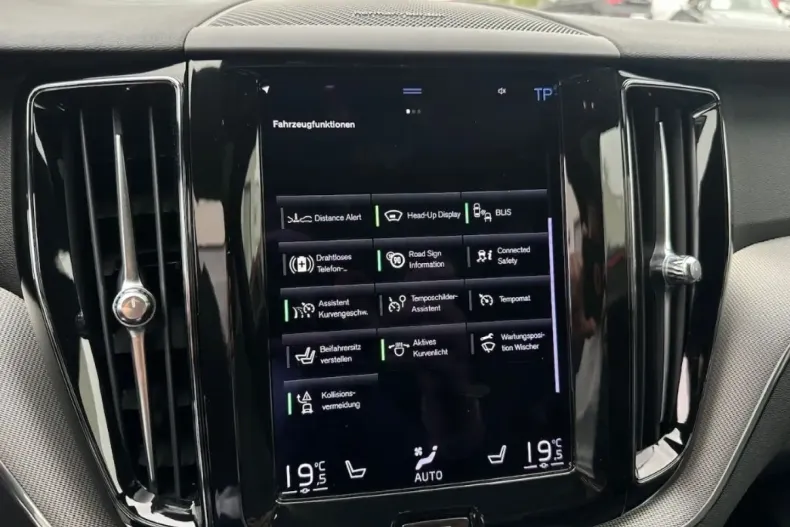 Volvo XC60 din 2021 cu 48.750 km - oferta VOL149149 - foto 15