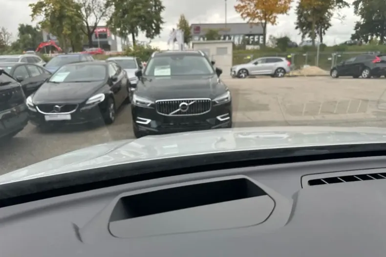 Volvo XC60 din 2021 cu 48.750 km - oferta VOL149149 - foto 17