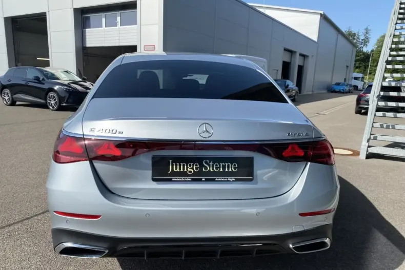 Mercedes-Benz E 400 din 2024 cu 14.107 km - oferta MER149153 - foto 5