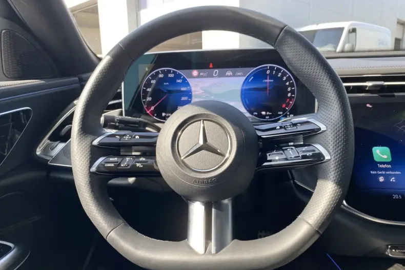 Mercedes-Benz E 400 din 2024 cu 14.107 km - oferta MER149153 - foto 9