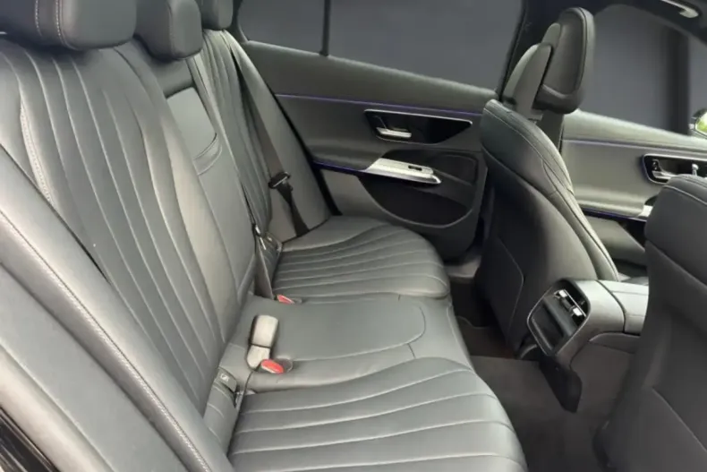 Mercedes-Benz E 400 din 2024 cu 60.100 km - oferta MER149155 - foto 8