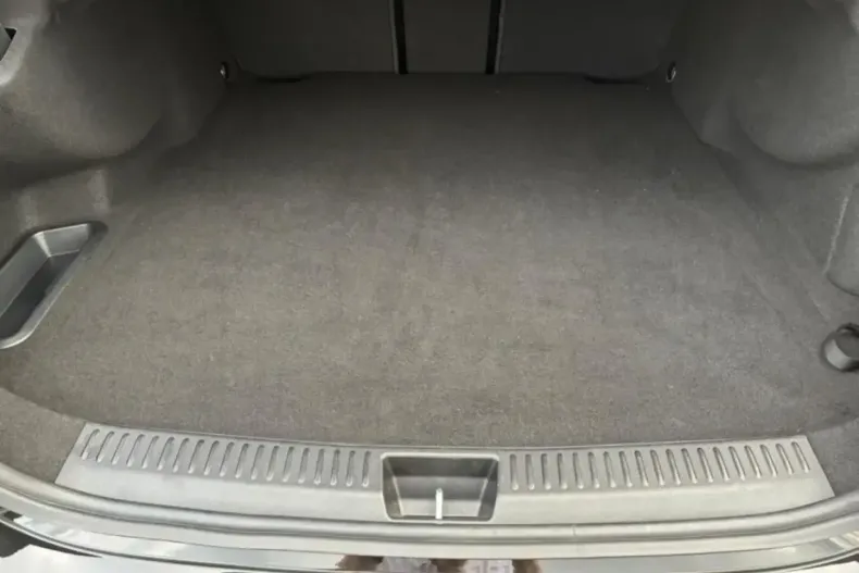 Mercedes-Benz E 400 din 2024 cu 60.100 km - oferta MER149155 - foto 10