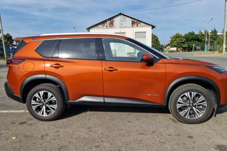 Nissan X-Trail din 2023 cu 4.300 km - oferta NIS149156 - foto 3