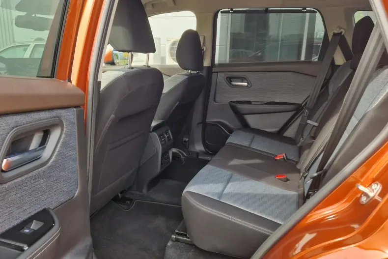 Nissan X-Trail din 2023 cu 4.300 km - oferta NIS149156 - foto 6