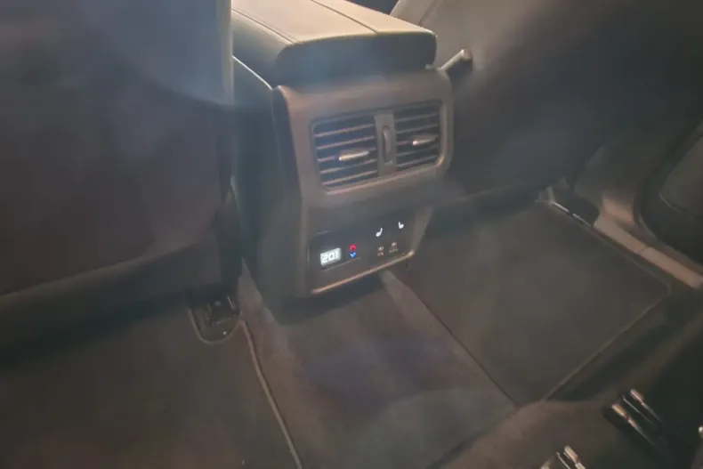 Nissan X-Trail din 2023 cu 4.300 km - oferta NIS149156 - foto 12