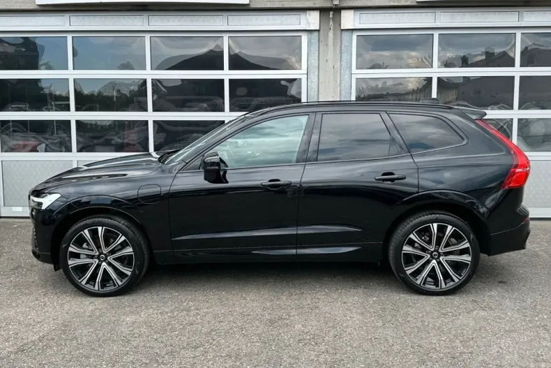 Volvo XC60 din 2022 cu 29.300 km - oferta VOL149157 - foto 3