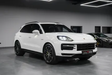 Porsche Cayenne din 2024 - oferta POR149161