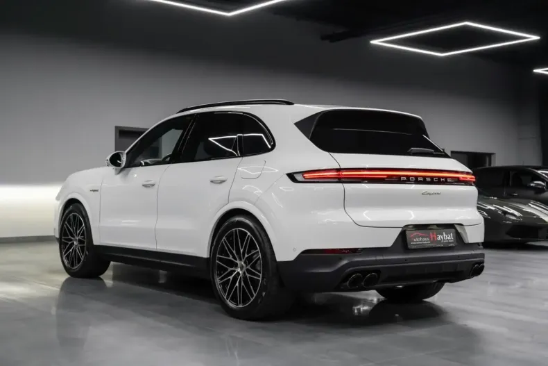 Porsche Cayenne din 2024 cu 26.000 km - oferta POR149161 - foto 7