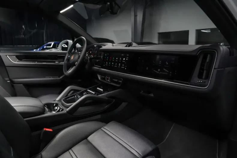 Porsche Cayenne din 2024 cu 26.000 km - oferta POR149161 - foto 19