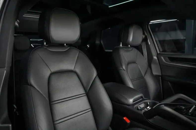 Porsche Cayenne din 2024 cu 26.000 km - oferta POR149161 - foto 21