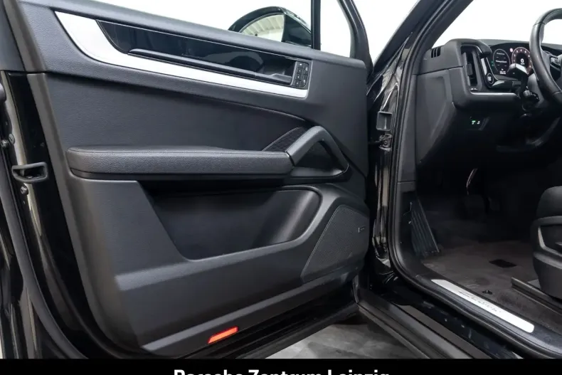 Porsche Cayenne din 2023 cu 23.419 km - oferta POR149167 - foto 20